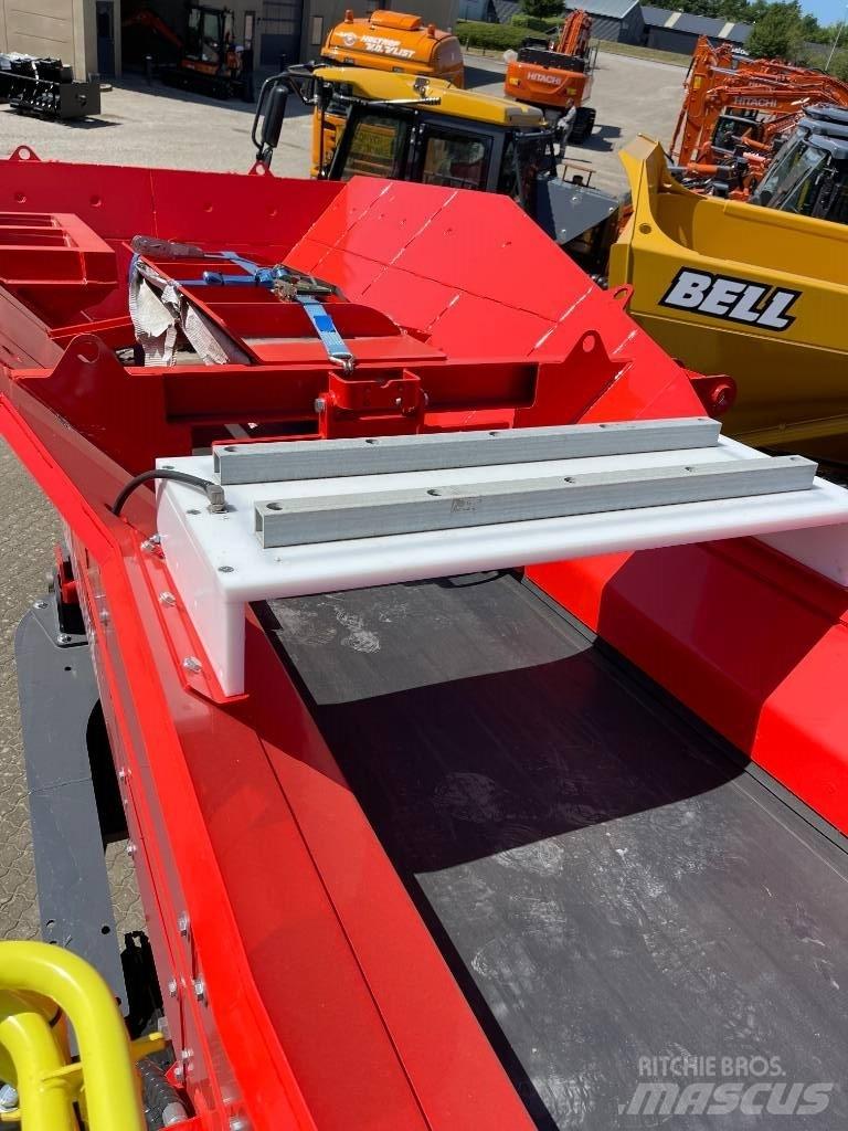 Sandvik QH 332 Mobilni drobilniki