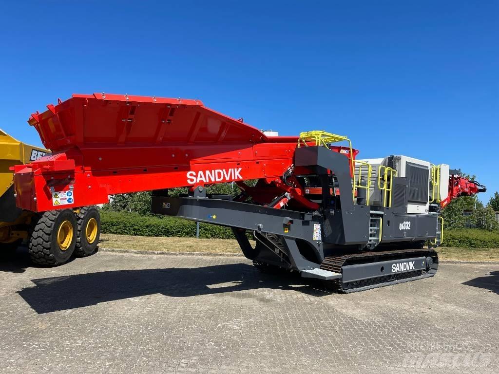 Sandvik QH 332 Mobilni drobilniki