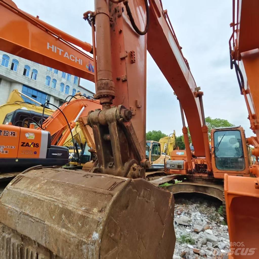 Doosan DX 300 Bagri goseničarji
