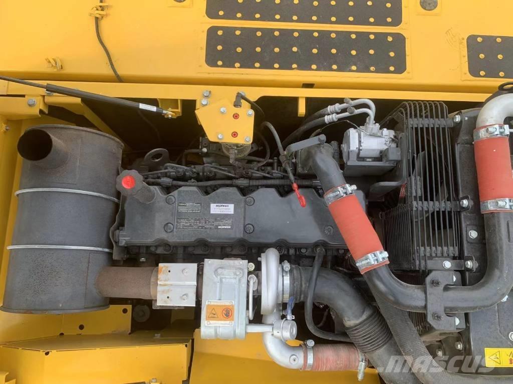 Komatsu PC 220-8 Bagri goseničarji