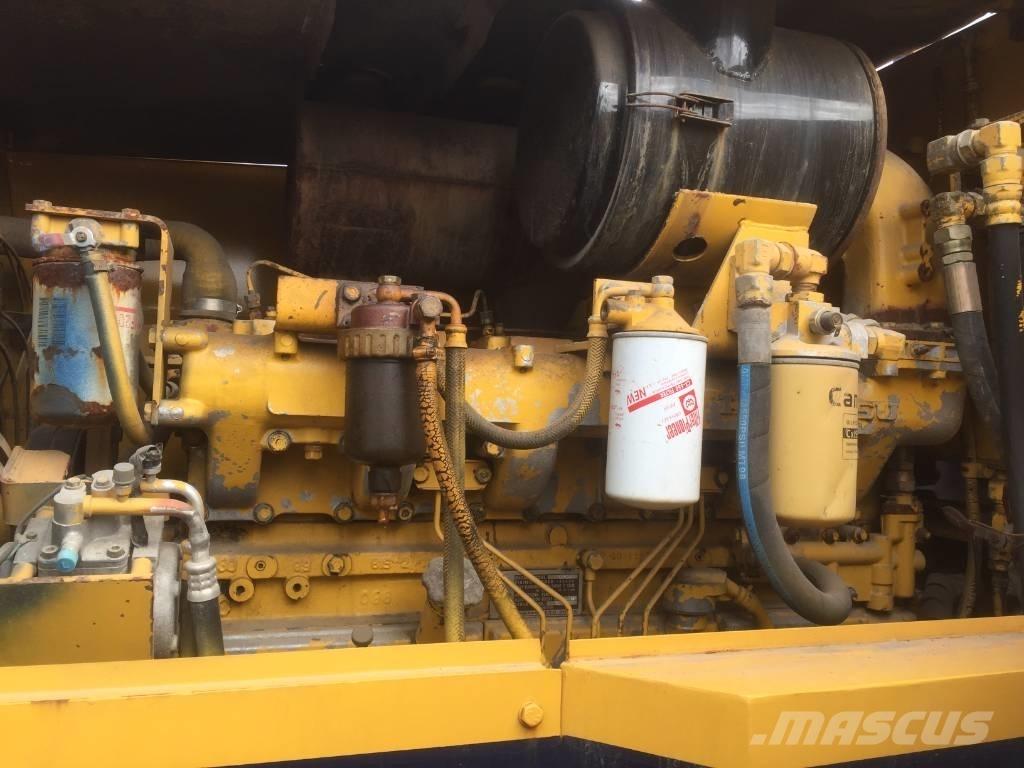 Komatsu GD 623 A Grederji