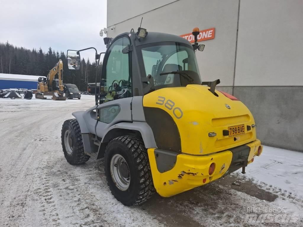 Kramer 380 Kolesni nakladalci