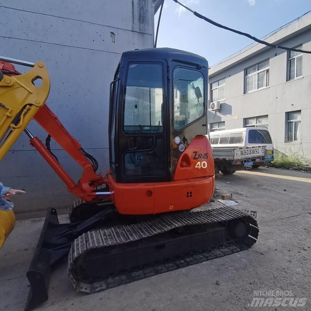 Hitachi ZX 40 U Mini bagri <7t