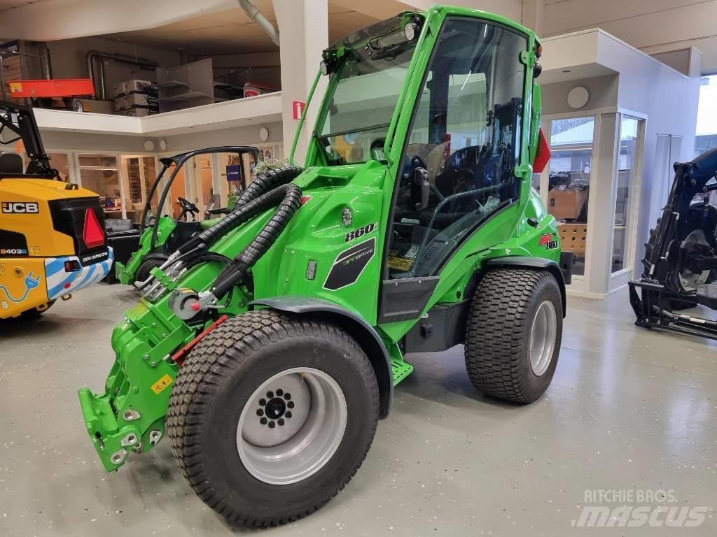 Avant 860 i Skid steer mini nakladalci