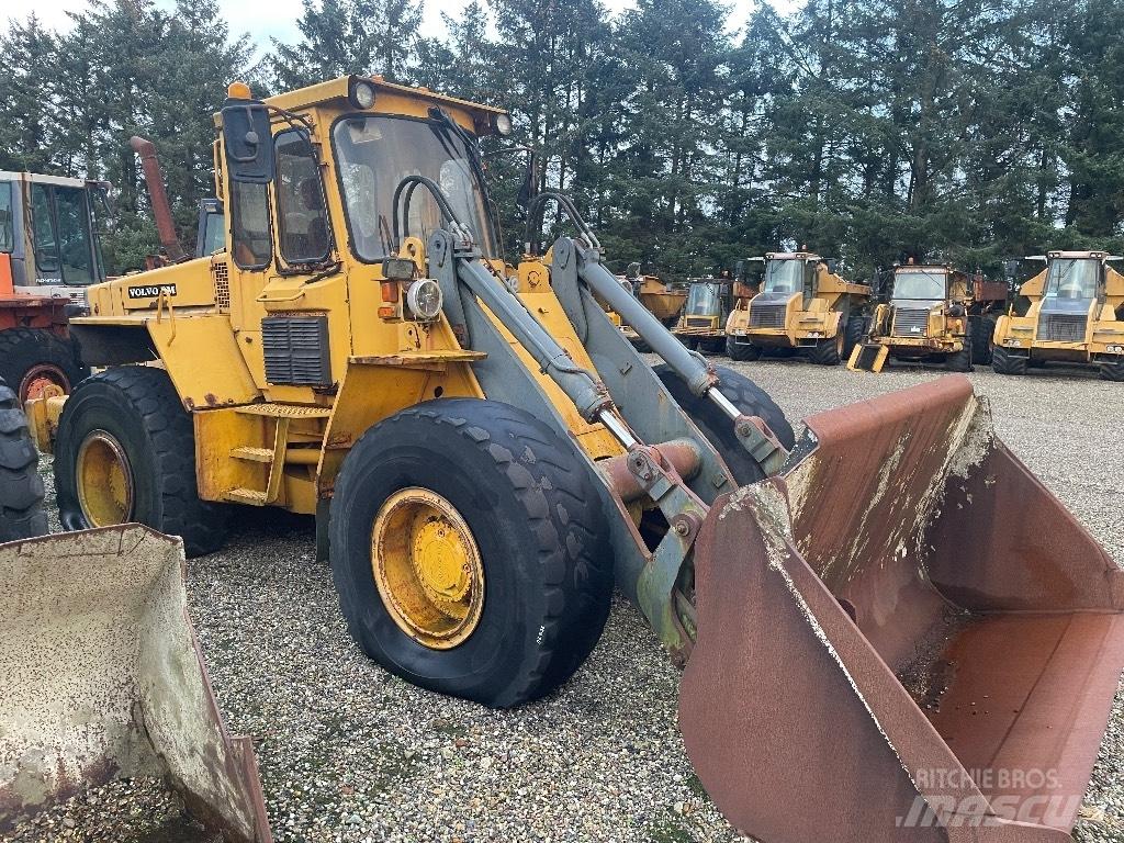 Volvo L90 Kolesni nakladalci