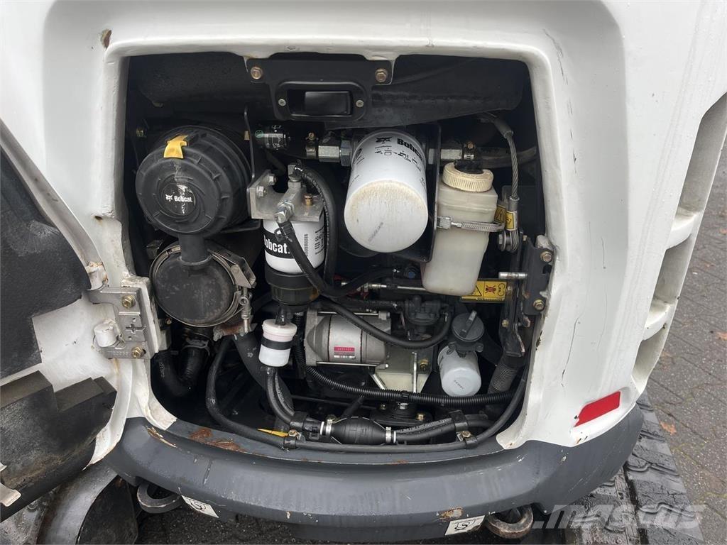 Bobcat E17z Mini bagri <7t