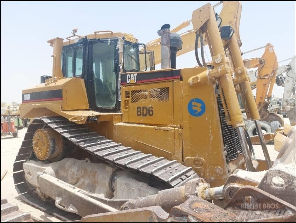 CAT D 8 R Buldožerji goseničarji
