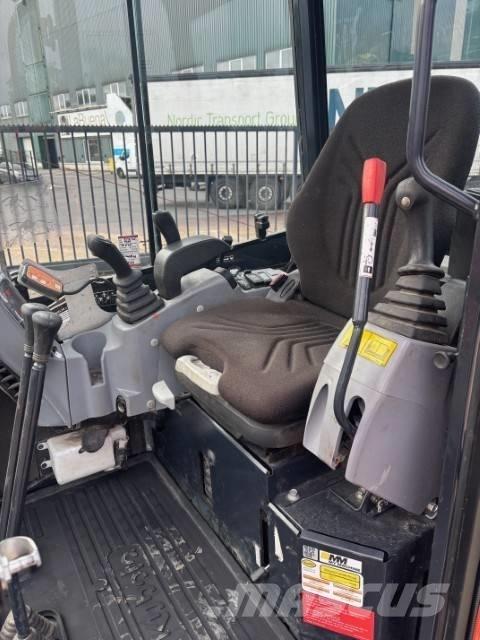 Kubota U 27-4 Mini bagri <7t