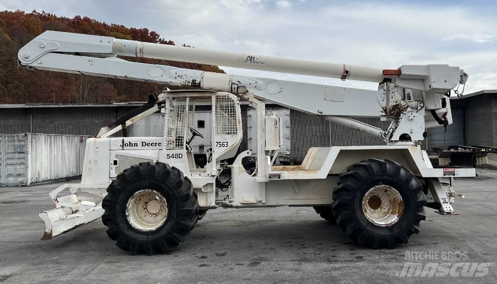 John Deere 548 D Skiderji