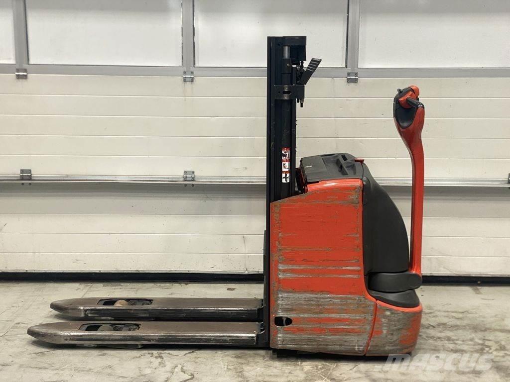 Linde L12 I Ročni električni viličar