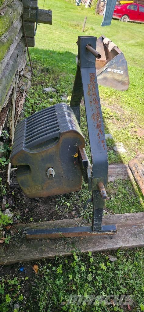 John Deere 5070 M Traktorji