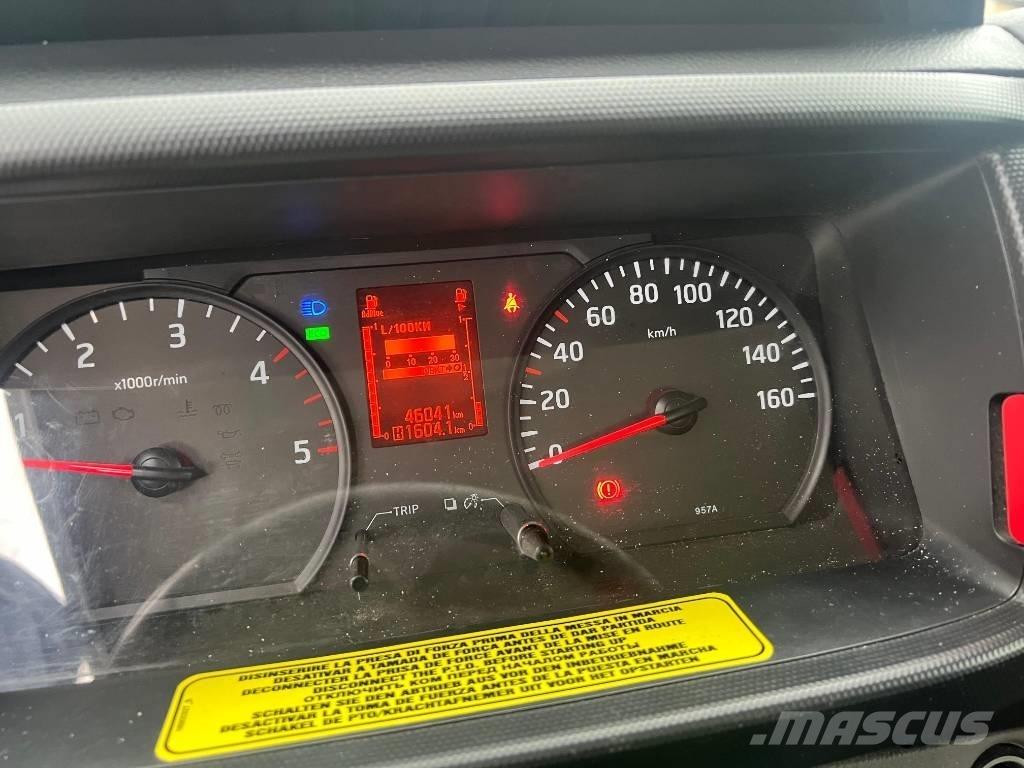 Nissan Socage 320 Avtokošare