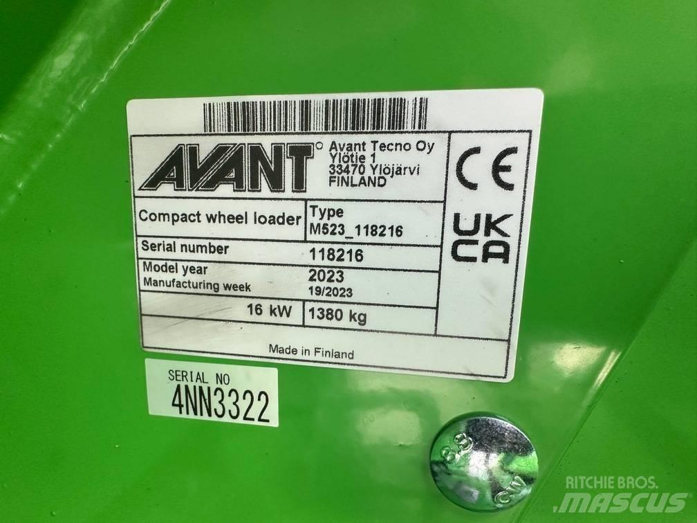 Avant 523 Večnamenski nakladalci