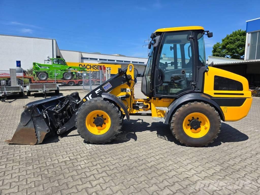 JCB 409SV Kolesni nakladalci