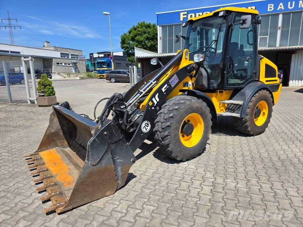 JCB 409SV Kolesni nakladalci