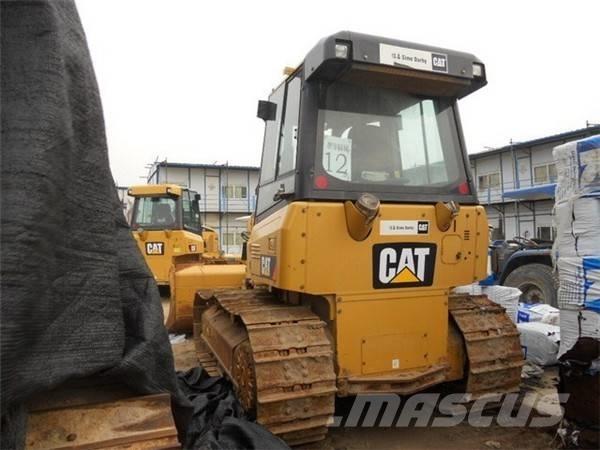 CAT D 5 K LGP Buldožerji goseničarji