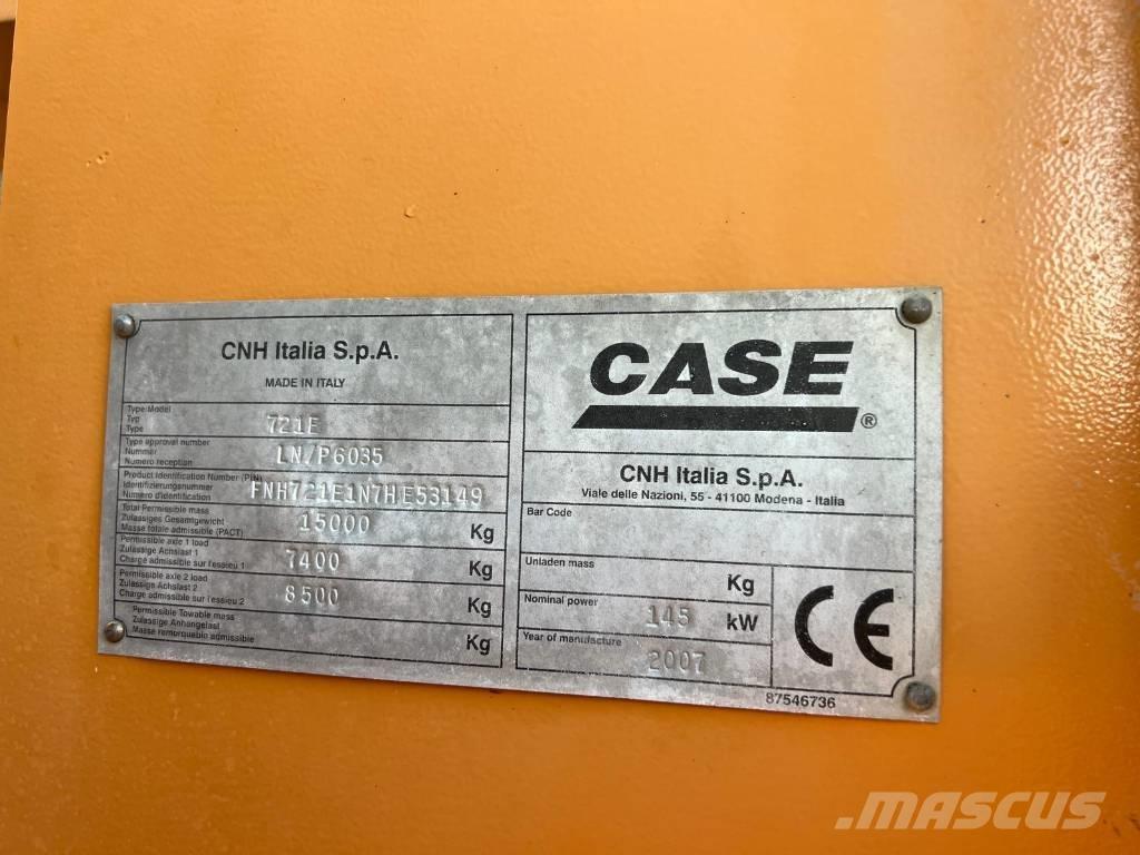 CASE 721E Kolesni nakladalci