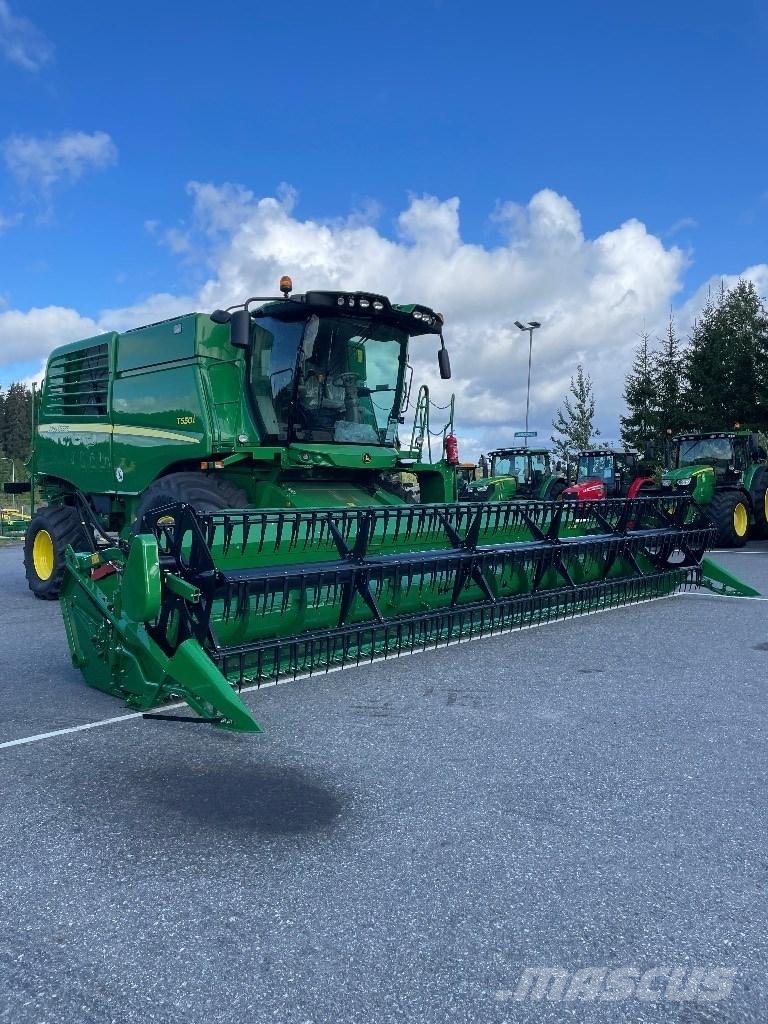 John Deere T 550 Kombajni
