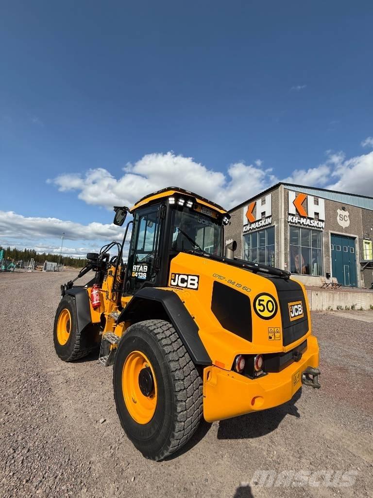 JCB 413S Kolesni nakladalci