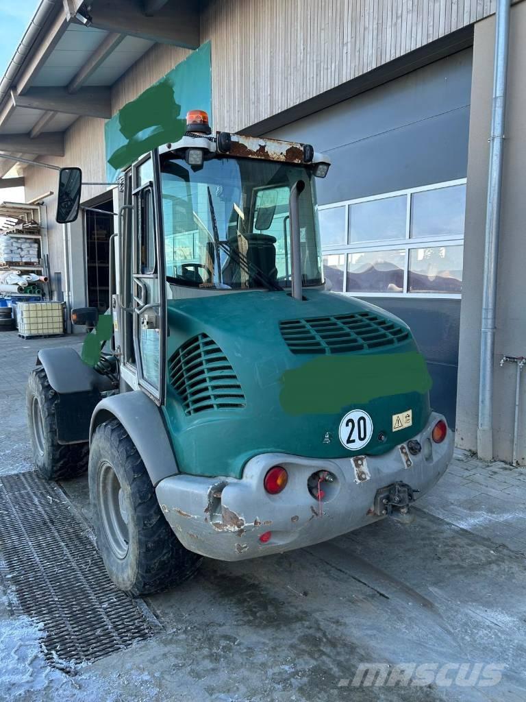 Atlas AR 75 Kolesni nakladalci