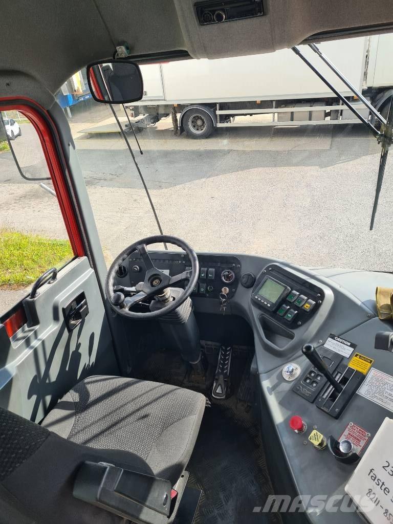 Kalmar TT 612 Terminalni vlačilci