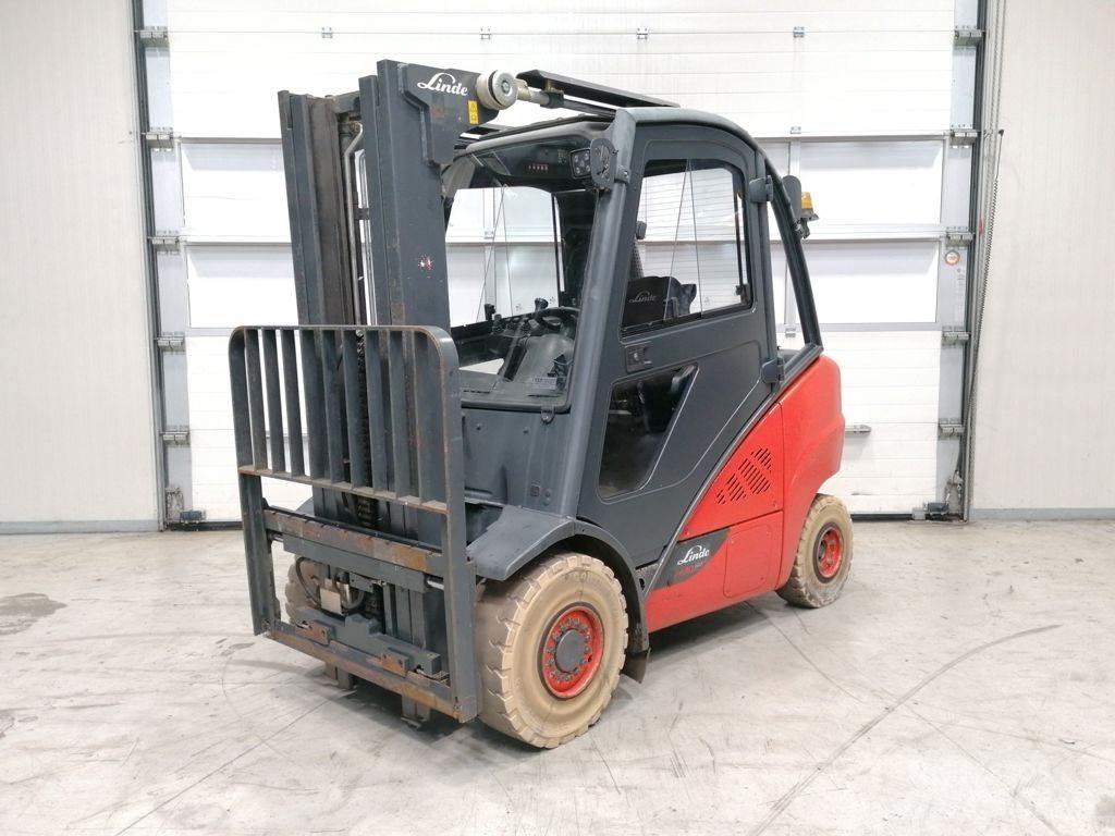 Linde H30D-02 Dizelski viličarji