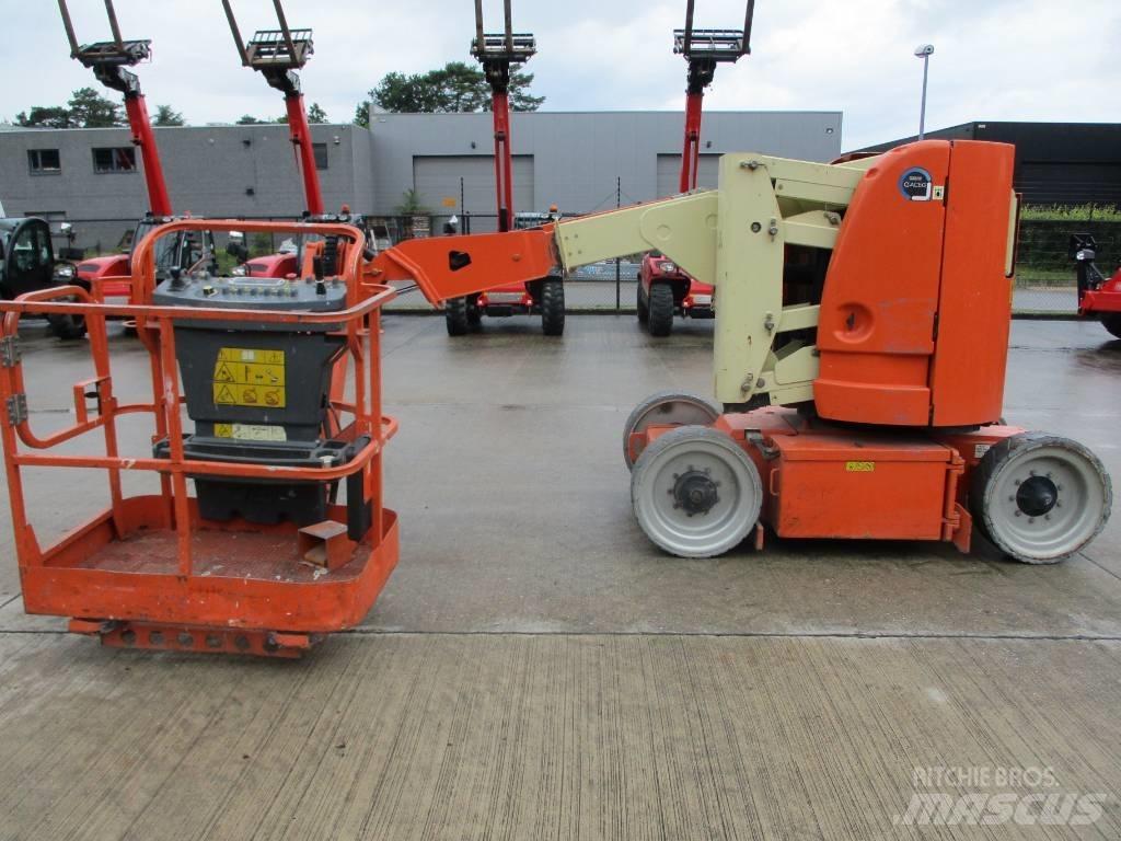JLG E 300 AJP (718) Zglobne samohodne dvižne ploščadi