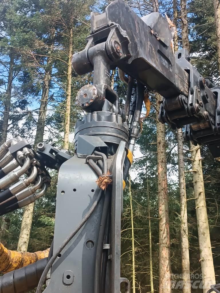 Ponsse Bear 8W Harvesterji