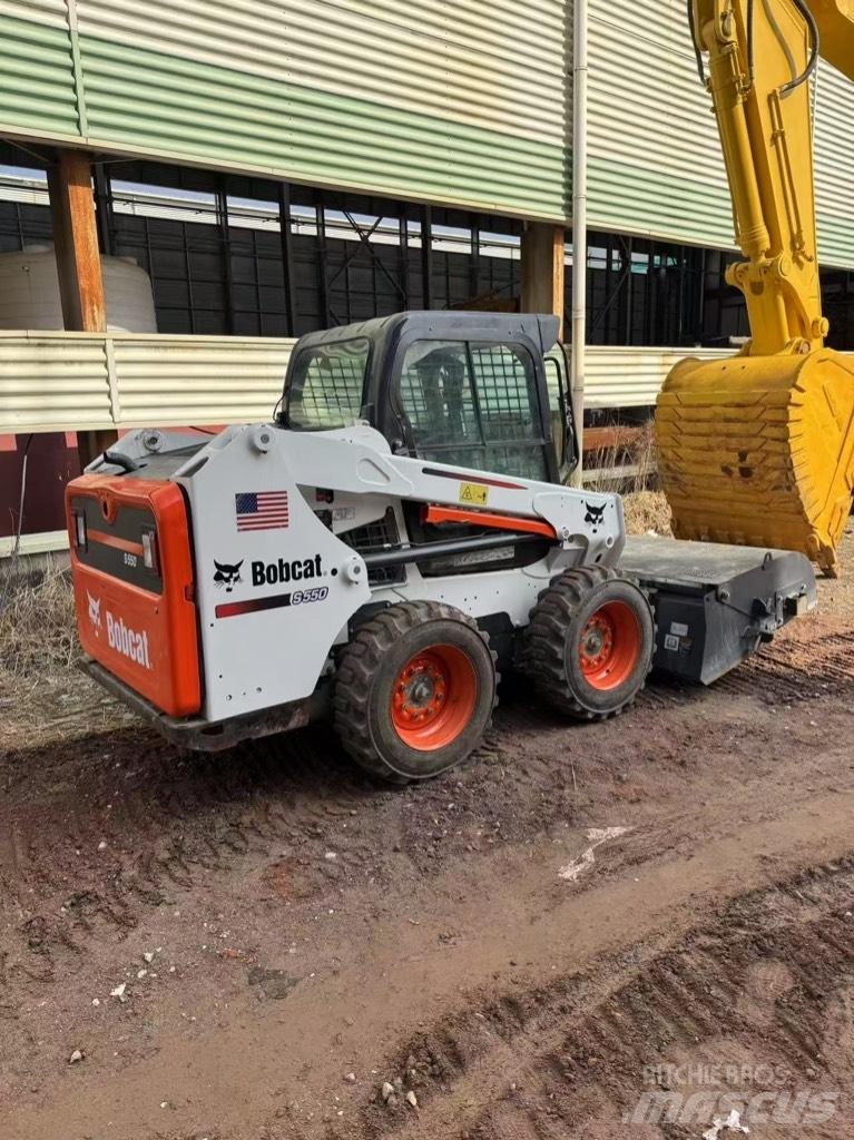Bobcat S 550 Skid steer mini nakladalci