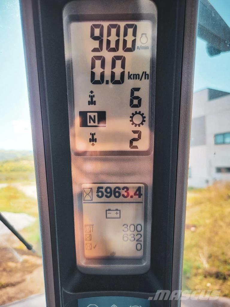 New Holland TG 285 Traktorji