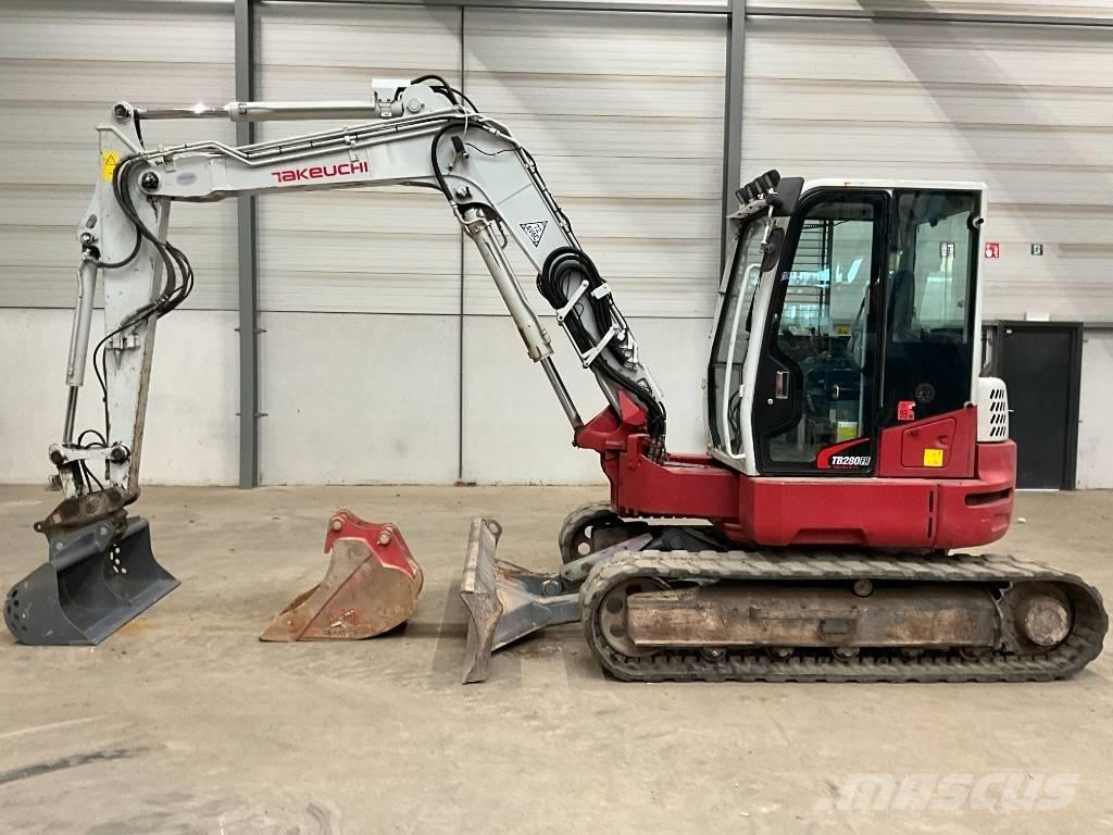 Takeuchi TB 280 FR Midi bagri 7t – 12t