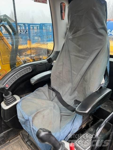 JCB JS 175 W Bagri na kolesih