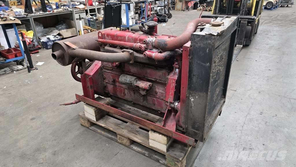 IHC D-310 F2 Motorji