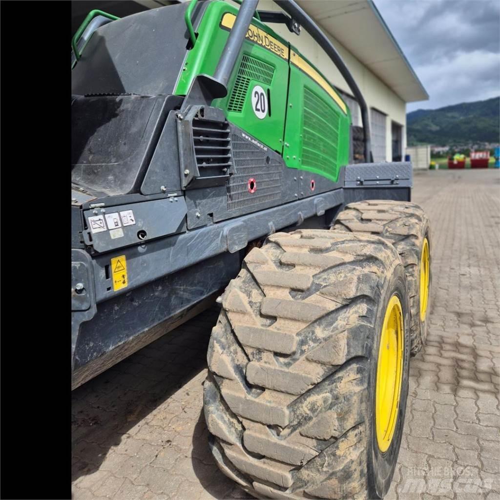 John Deere 1170 G Harvesterji