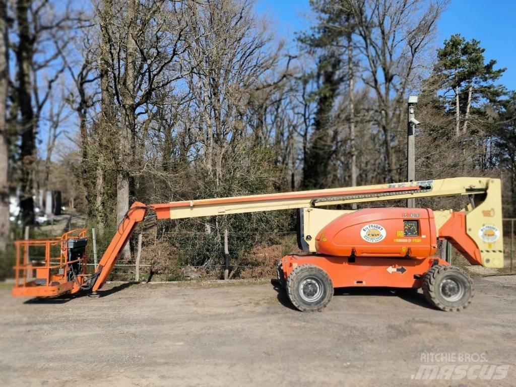 JLG 800 AJ Zglobne dvižne ploščadi