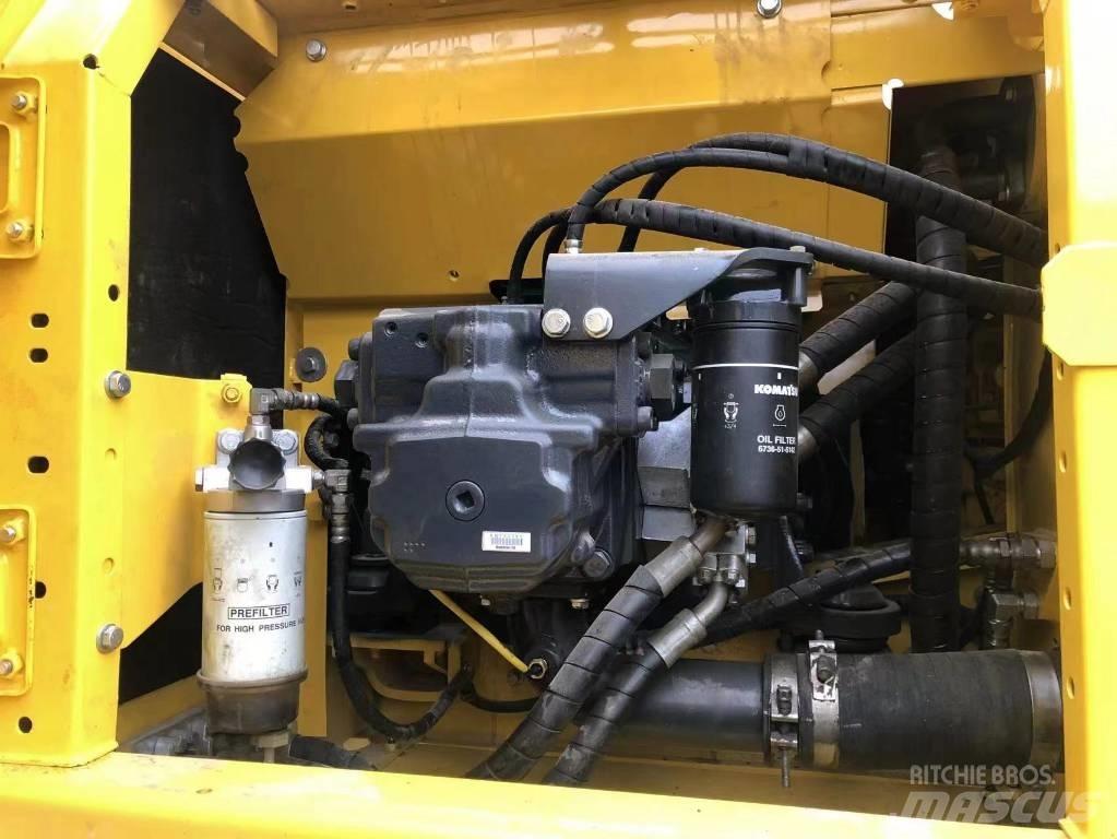 Komatsu PC 210 LC Bagri goseničarji