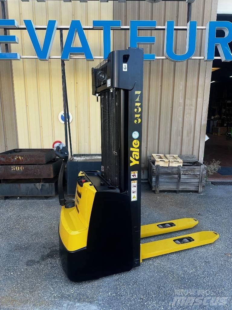 Yale MS 14 AC Ročni električni viličar