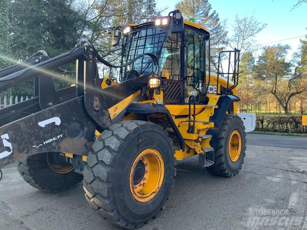 JCB 437 HT Kolesni nakladalci