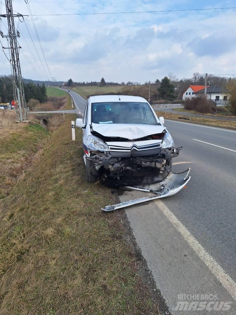Citroën Berlingo Avtomobili