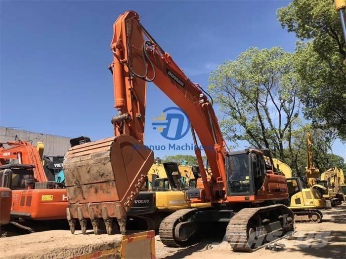 Doosan DX 500LC Bagri goseničarji