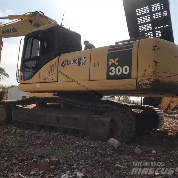 Komatsu 300 Bagri goseničarji