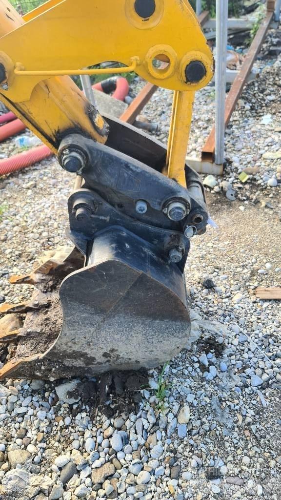 JCB 3 CX 14M3WM Rovokopači