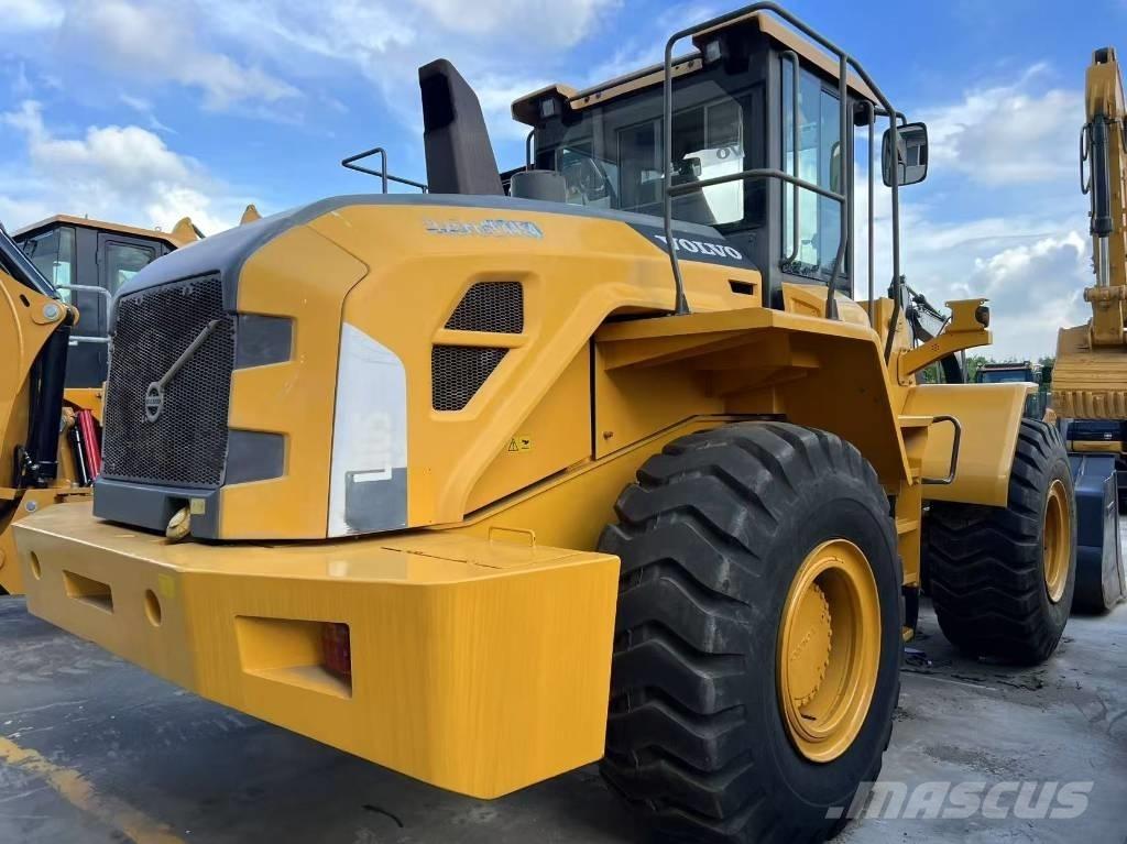 Volvo L 105 Kolesni nakladalci