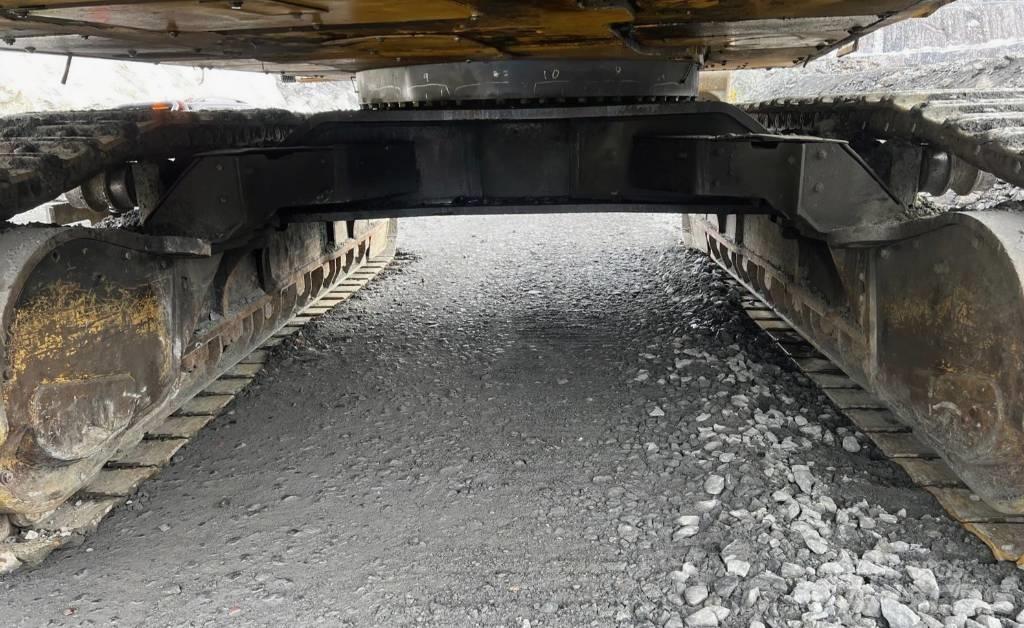 CAT 390 F Bagri goseničarji