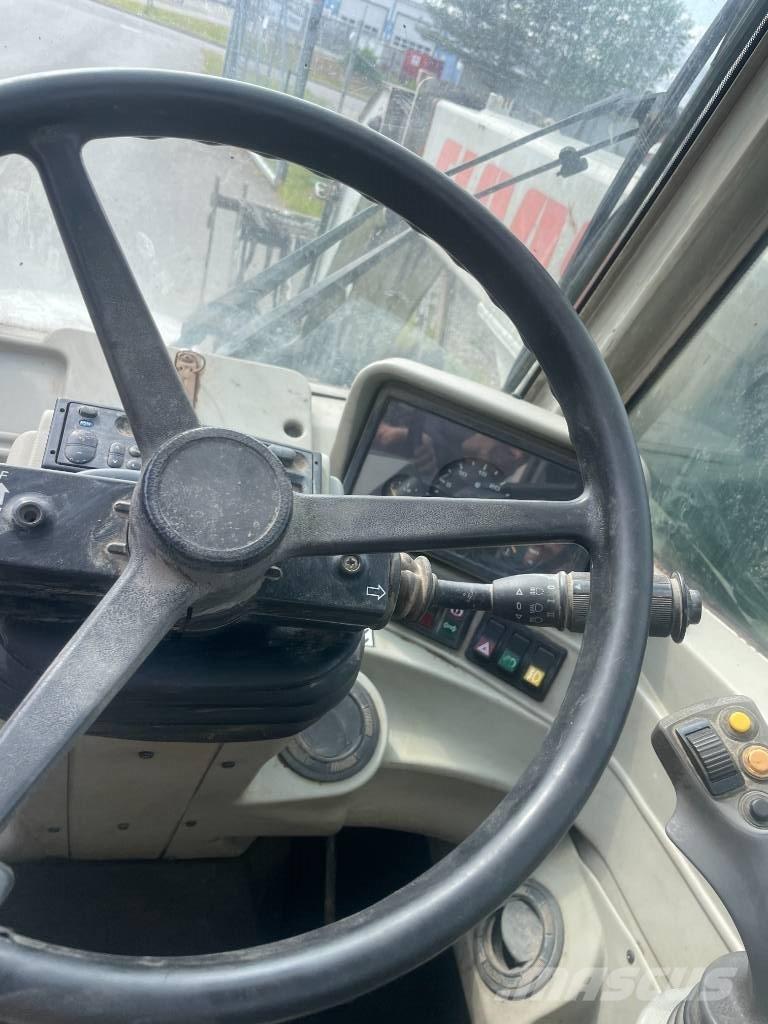 CLAAS Ranger 975 Teleskopski viličarji