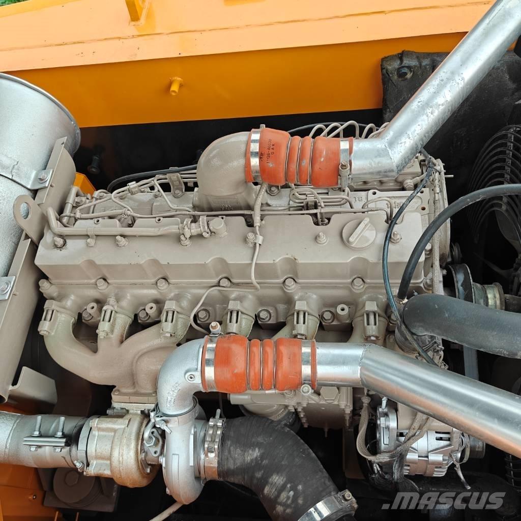 Hyundai 305-9T Bagri goseničarji