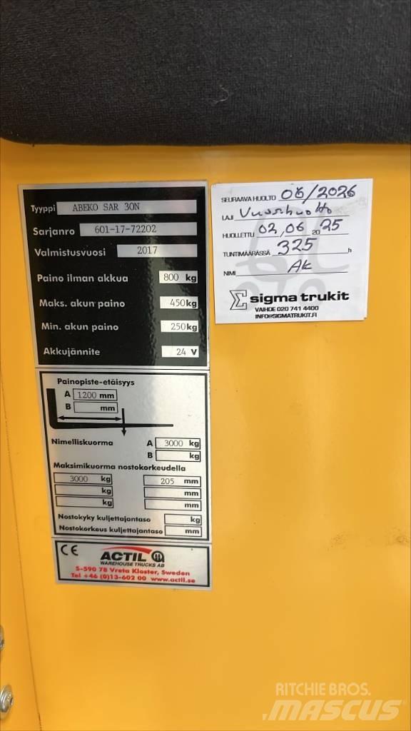 Abeko SAR 30 N Električni nizko dvižni viličar