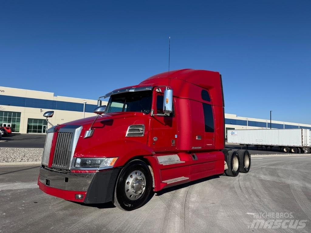 Western Star 5700 XE Vlačilci