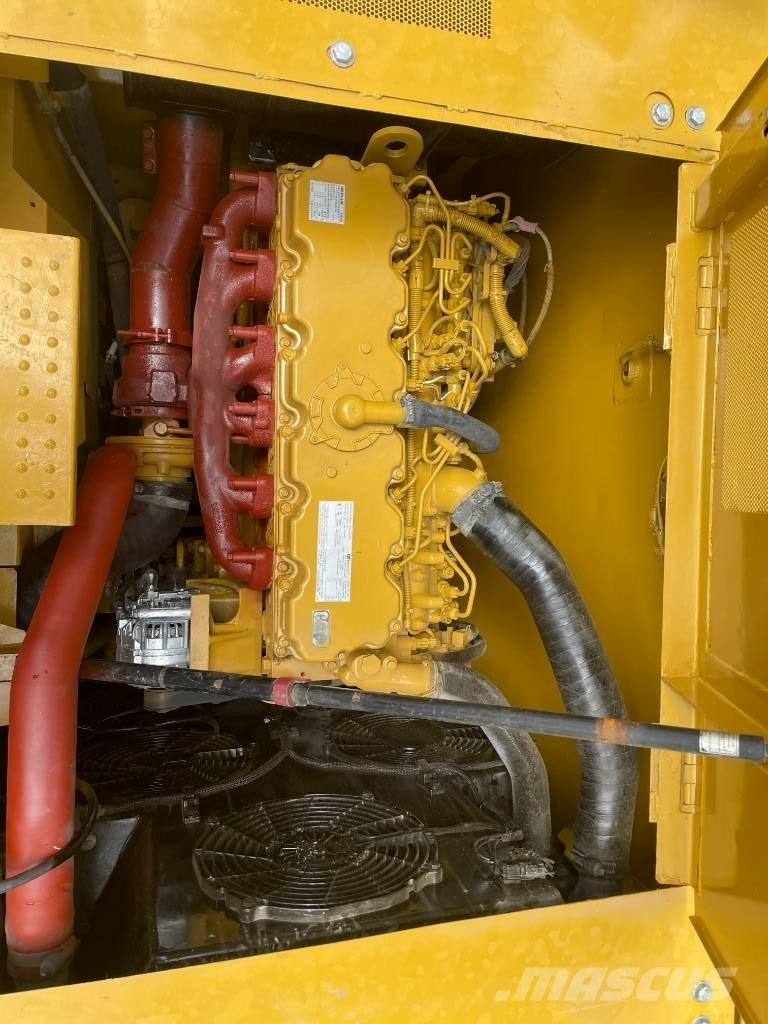 CAT CAT323 Midi bagri 7t – 12t