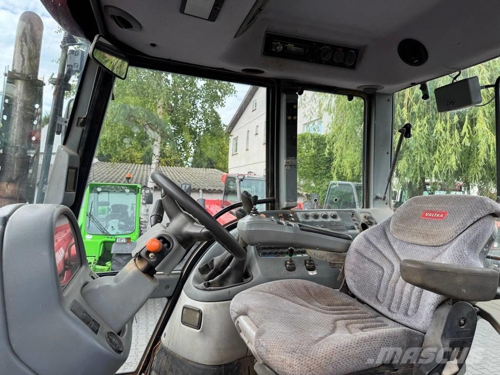 Valtra T160 HiTECH Traktorji